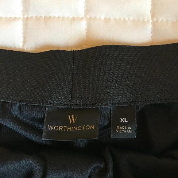 Metallic Pleated Skirt - Picture 11 of 13